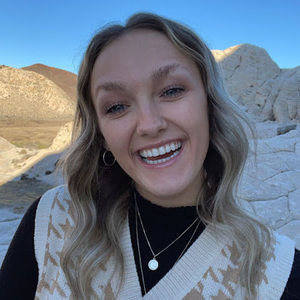 Meet your Posher, Hailey